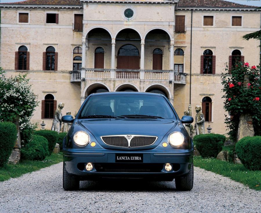  Lancia Lybra 1999 года  (фото 7 из 67)